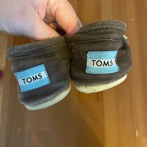 Women’s toms